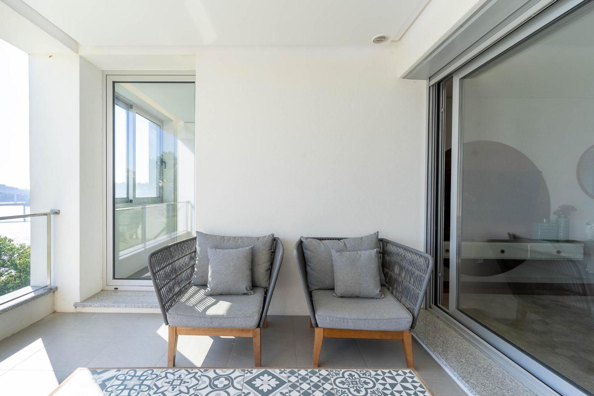 Porto & Douro Vista Apartments By Inviting Valbom  Eksteriør billede
