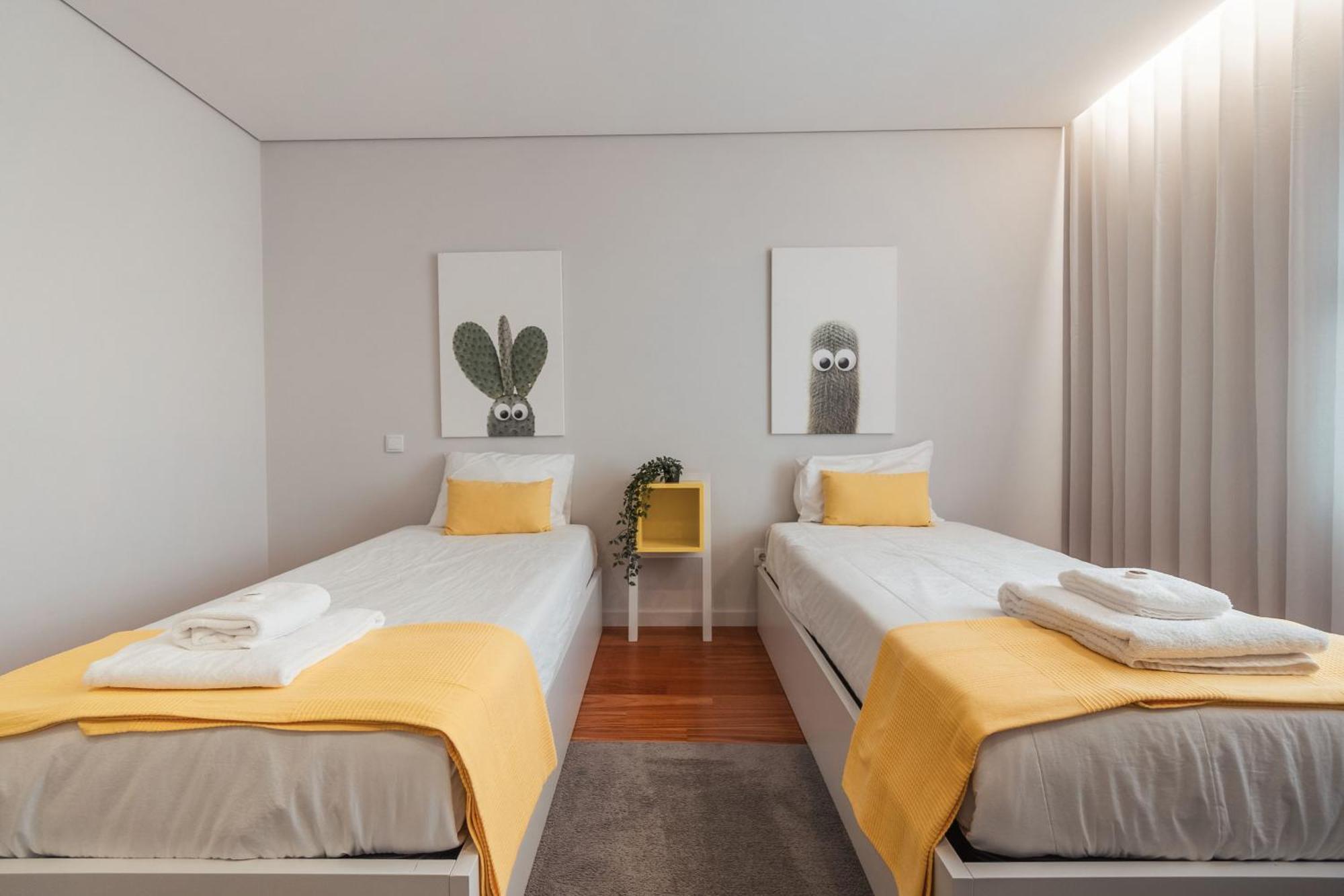 Porto & Douro Vista Apartments By Inviting Valbom  Eksteriør billede